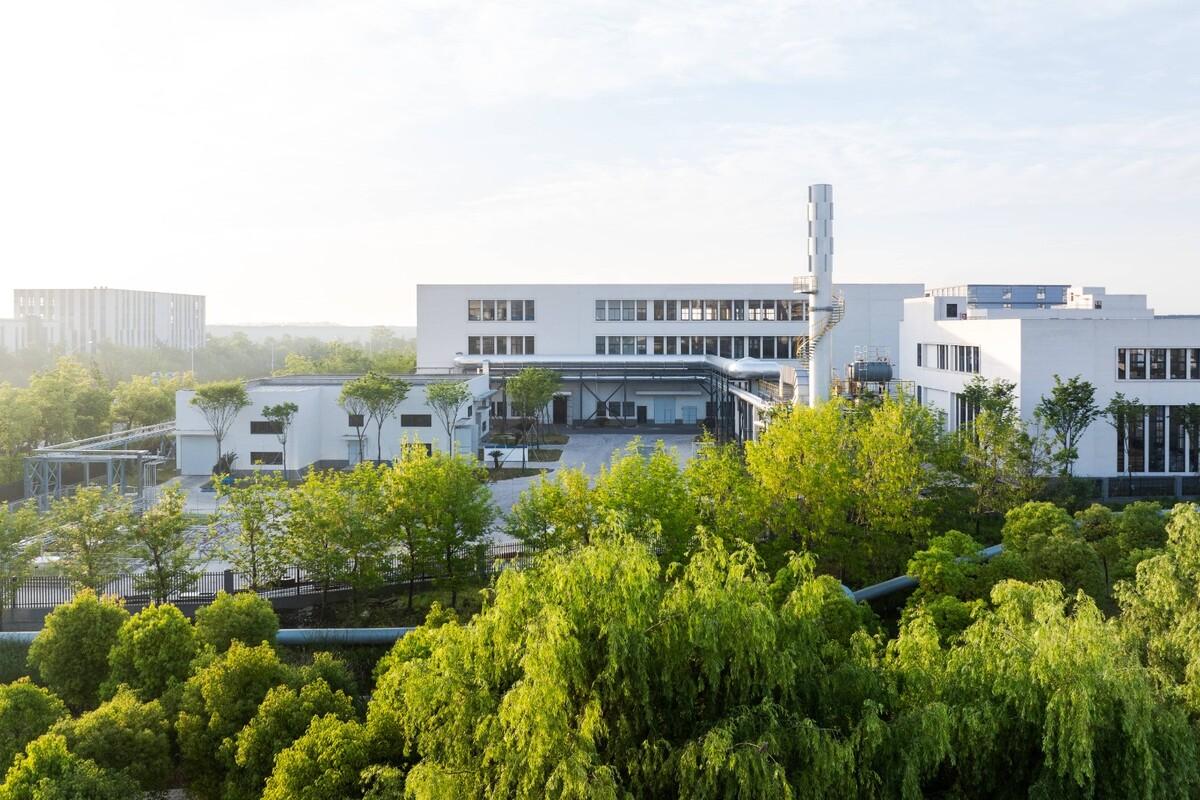 美术馆语境下的温情工厂/ 田字格建筑事务所