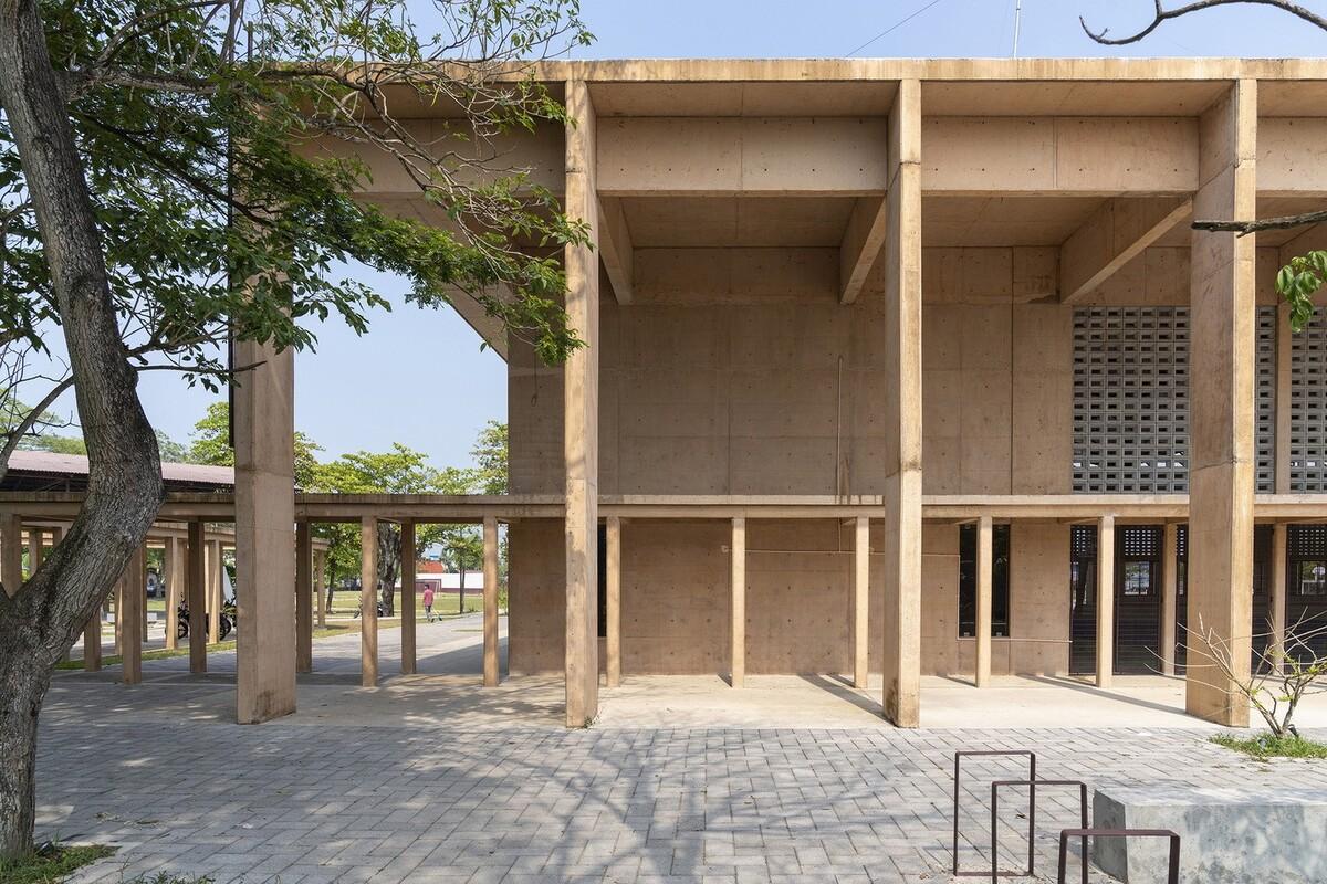 Manuel Vargas Iziquierdo 棒球场与体育中心 / Bernardo Quinzaños + CCA Centro de Colaboración Arquitectónica