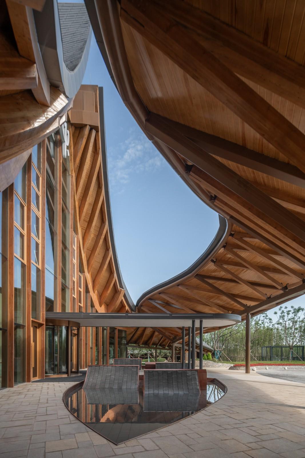 “龙脊”- 地中海黑龙滩度假酒店  / AIM ARCHITECTURE