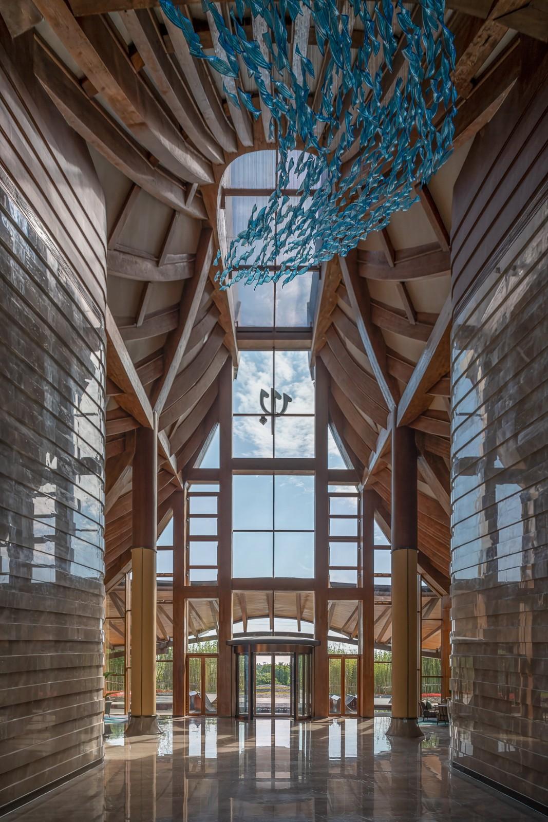 “龙脊”- 地中海黑龙滩度假酒店  / AIM ARCHITECTURE