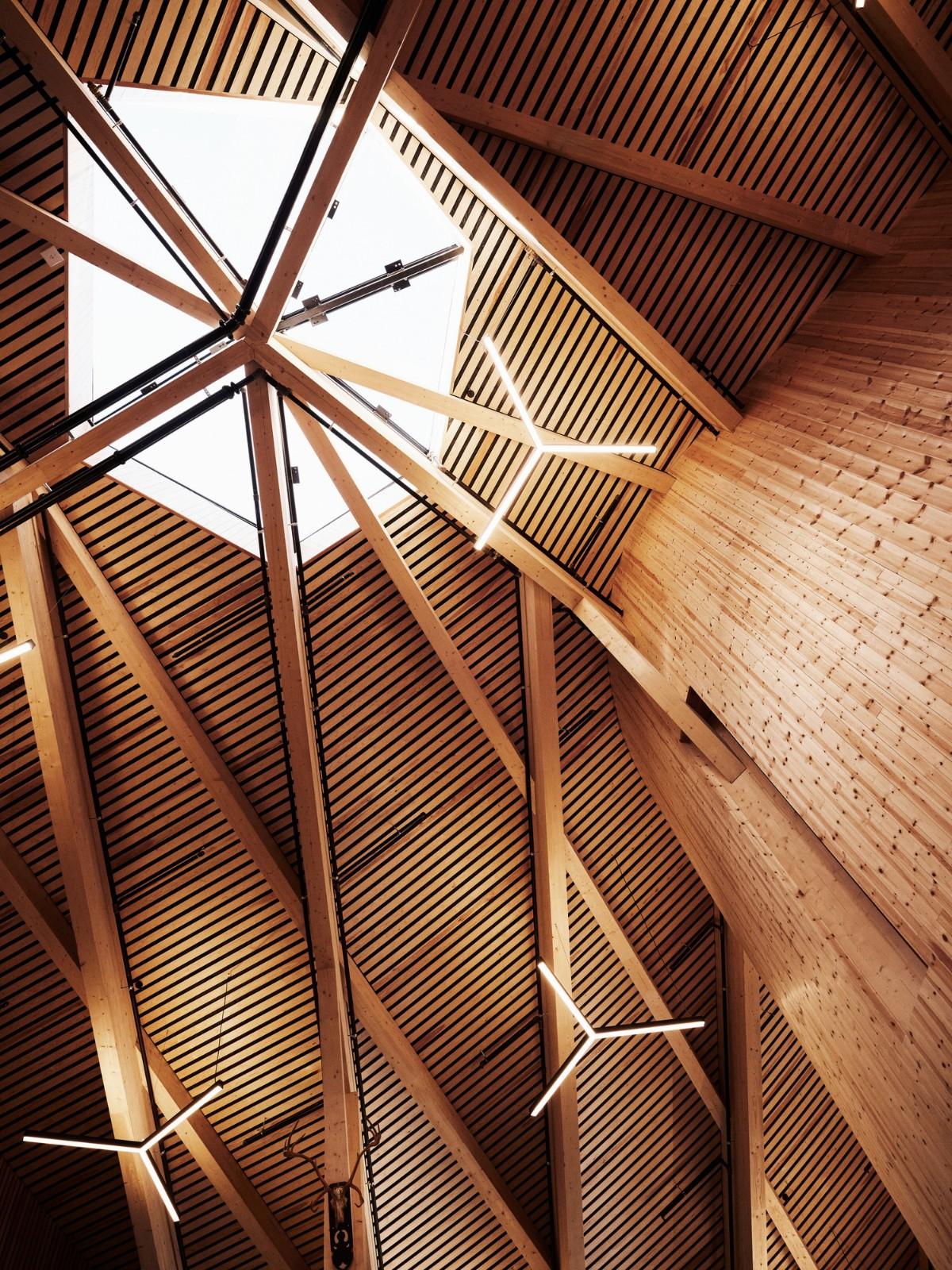 Čoarvemátta 文化与教育中心 / Snøhetta + 70°N arkitektur + Joar Nango