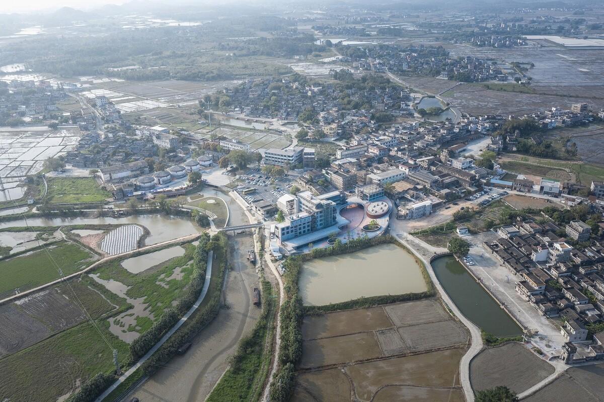 改造、加建与扩建，江门市乡村振兴培训中心 / 华南理工大学建筑设计研究院