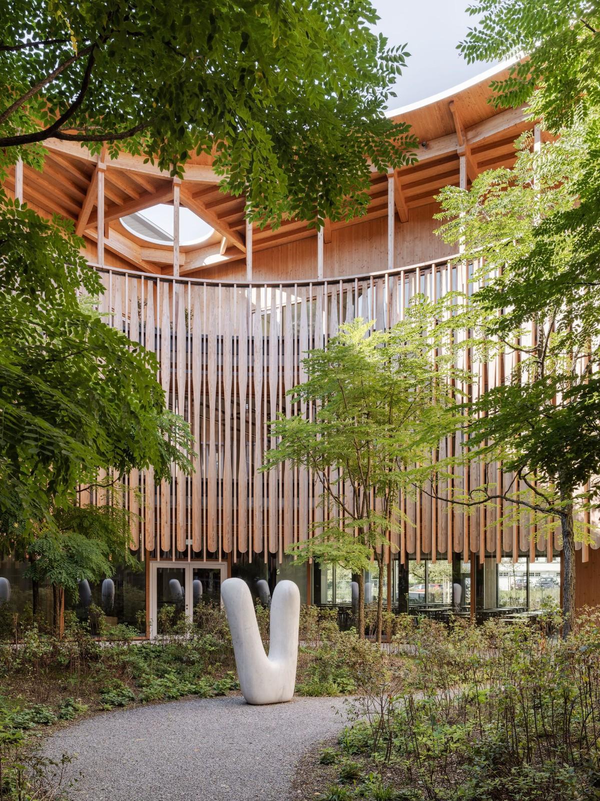 苏黎世大学儿童医院 / 赫尔佐格与德梅隆事务所