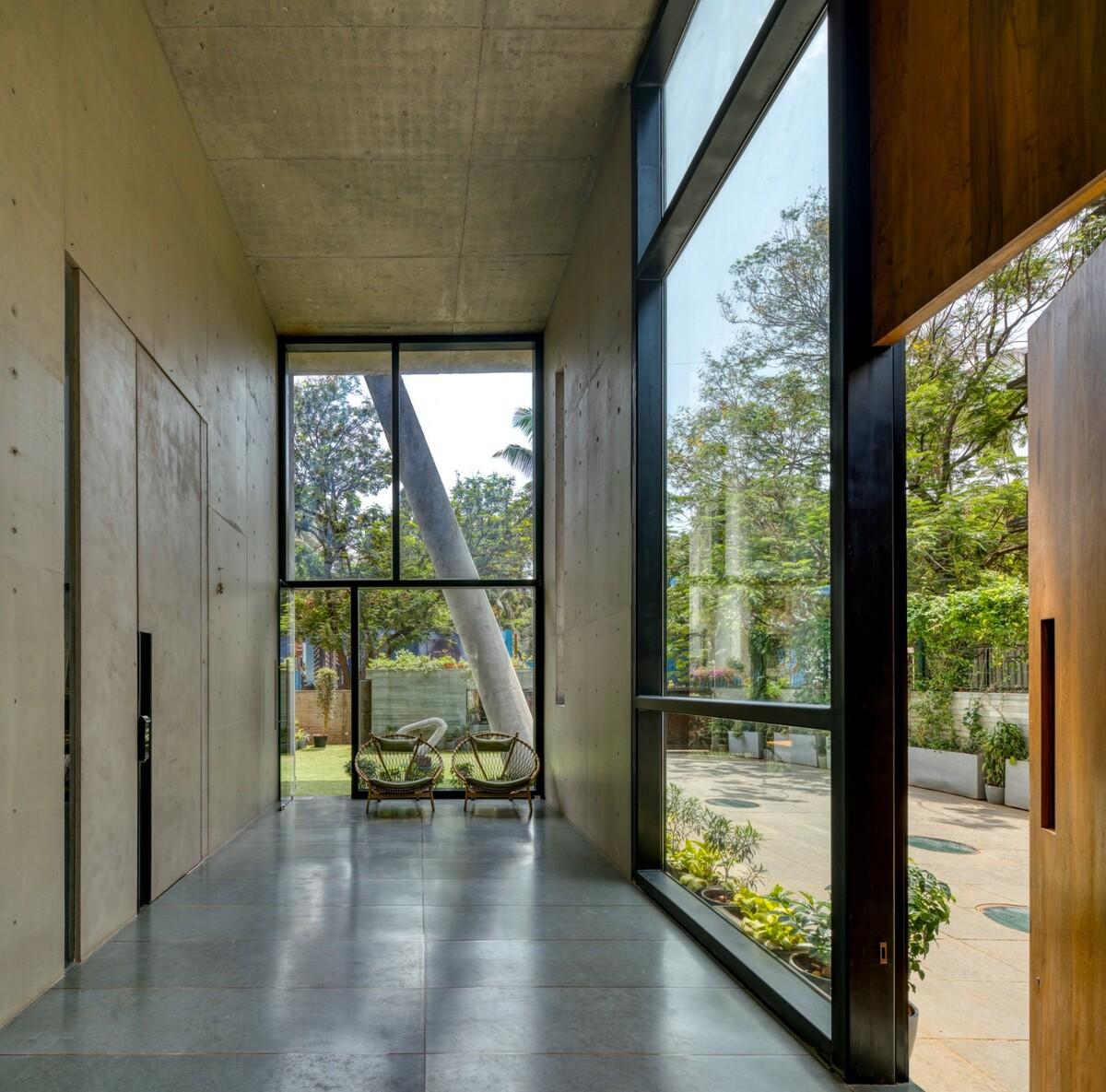 J-House / Malik Architecture