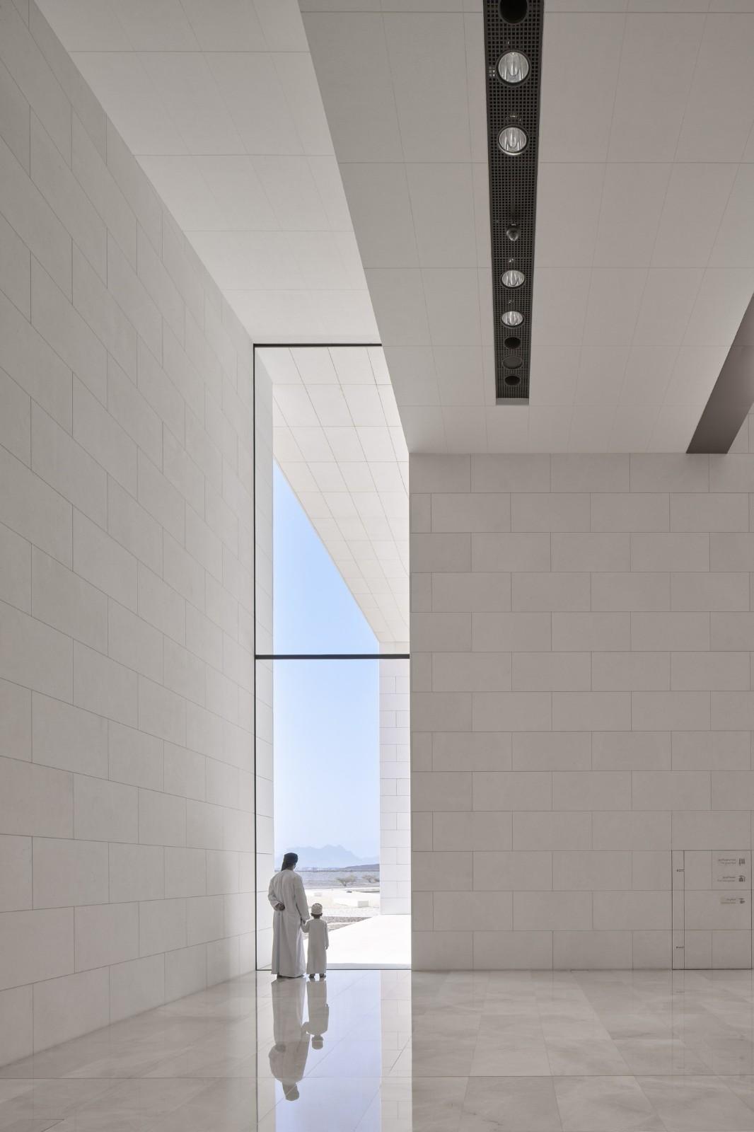 跨时代的阿曼博物馆 / COX Architecture