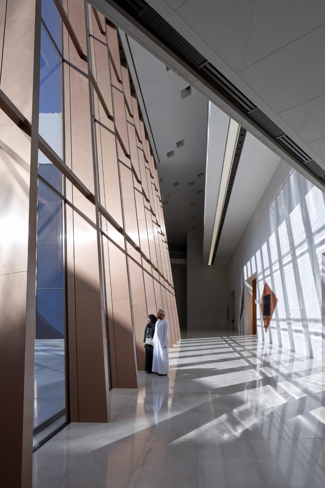 跨时代的阿曼博物馆 / COX Architecture