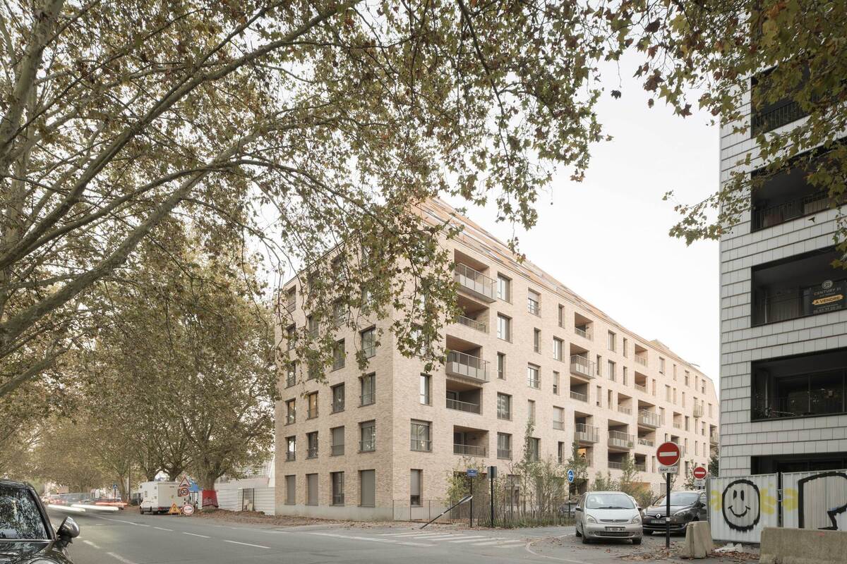 B09 建筑岛 / urbanmakers + Selva & Maugin Architectes