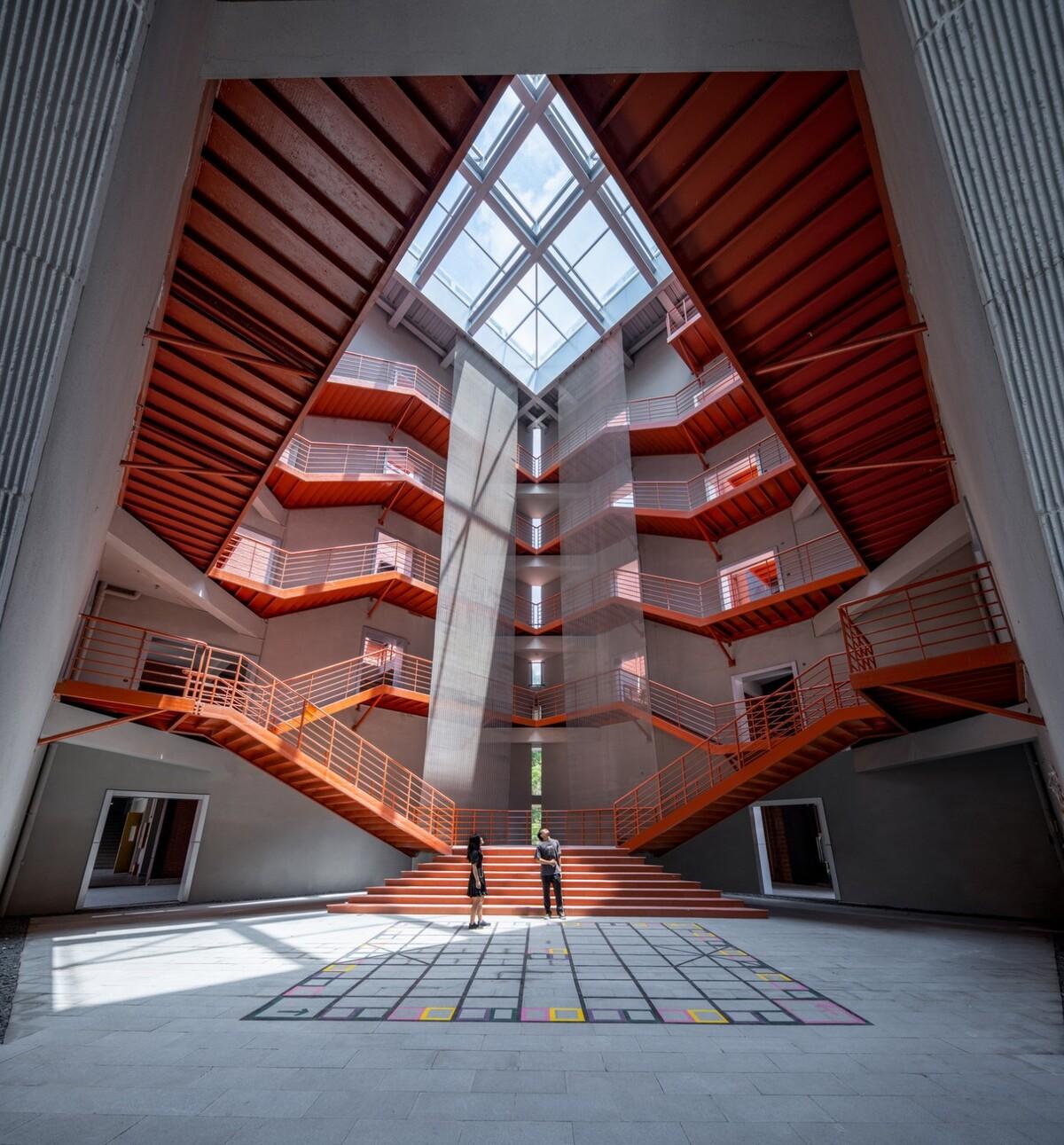 北京师范大学珠海校区元白楼 / 清华大学建筑设计研究院