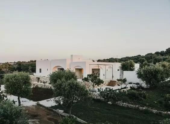 从意大利到日本濑户内海， 再到中国浙江的石塘镇， 我们来讨论一下Masseria Moroseta风格