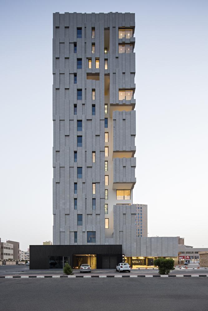 AGI_WAFRA_TOWER_KUWAIT_270517_2576.jpg