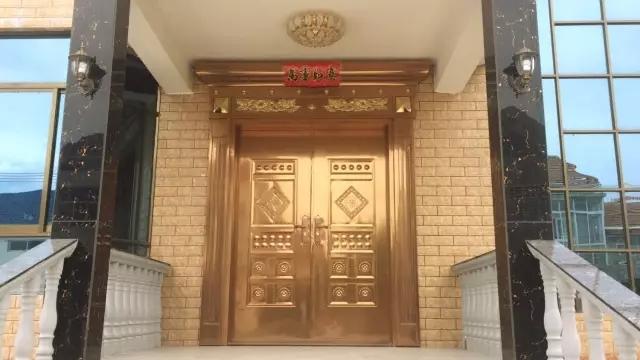 他奶奶的庙究竟比少林寺牛在什么地方？