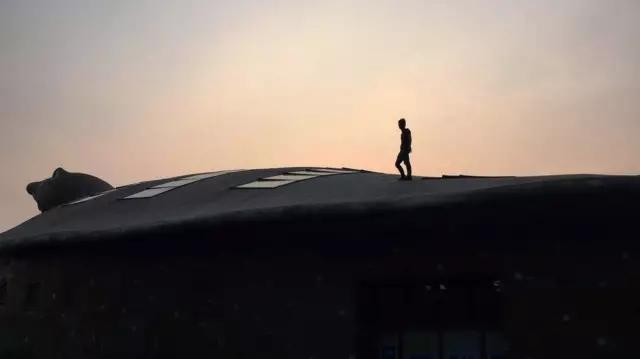 他奶奶的庙究竟比少林寺牛在什么地方？
