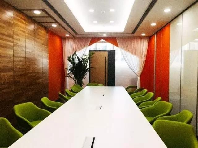 你只知道“饿了么”的火锅前台，没想到他们的办公室设计更奇葩！