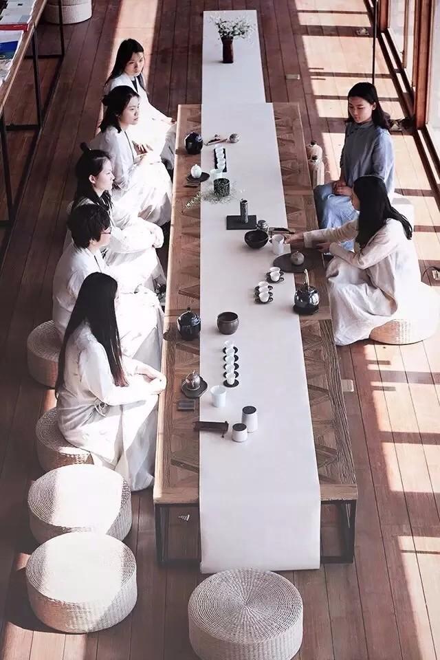 海边的孤独图书馆现在还孤独吗？