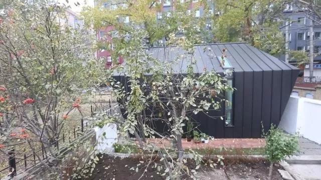 梦改设计师一改哈尔滨极寒小屋，20㎡坡顶小屋变身花园LOFT