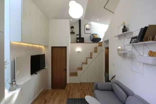 梦改设计师一改哈尔滨极寒小屋，20㎡坡顶小屋变身花园LOFT