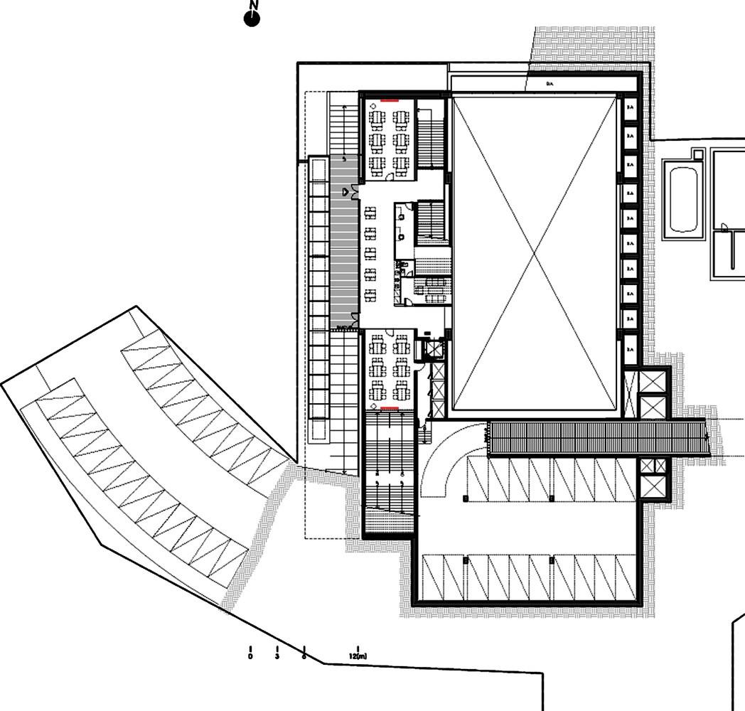九桥会堂 ——停车场与屋面的无缝融合 / D·Lim Architects
