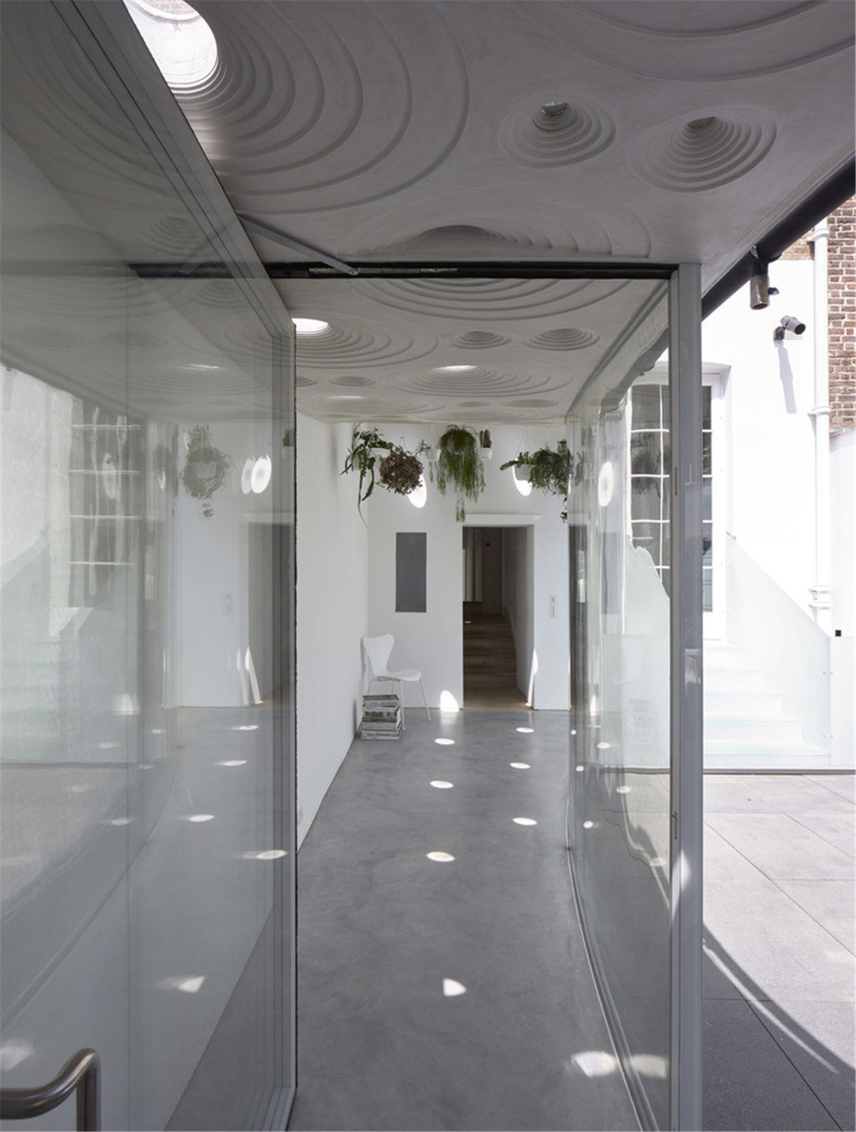阳光雨房——多层次的城市花园 / Tonkin Liu Architects