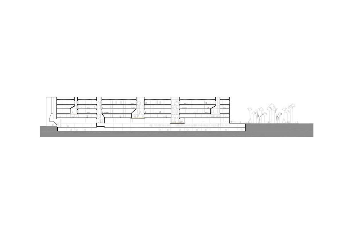 法院巨大的体量下，光与影的诗歌 / Mecanoo architecten