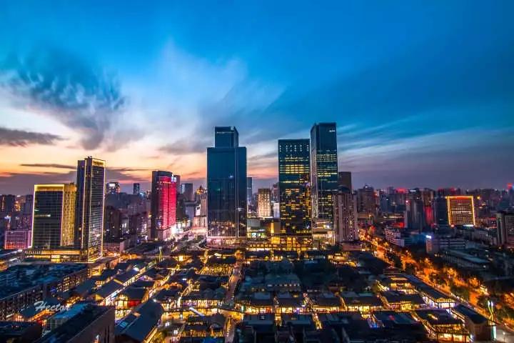 以建筑的视角玩转成都？送你一份独家地图！