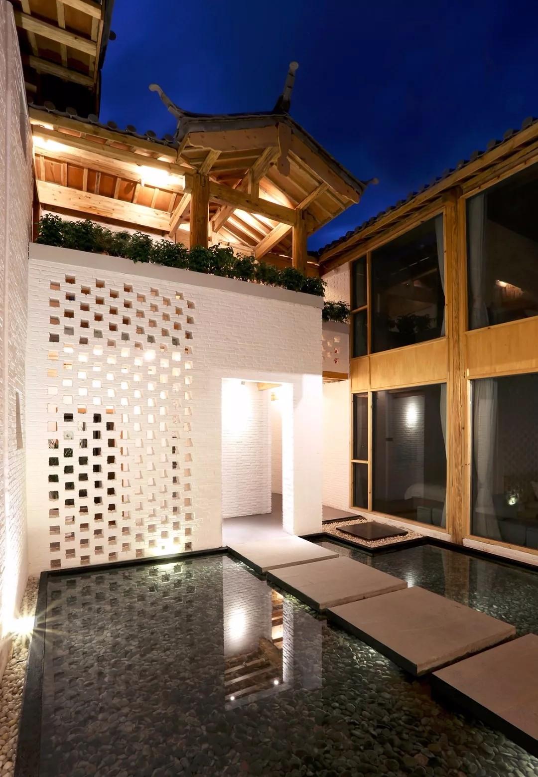 甲方预算有限！在建筑师的努力下，他们花300万在丽江古城造了一个客栈