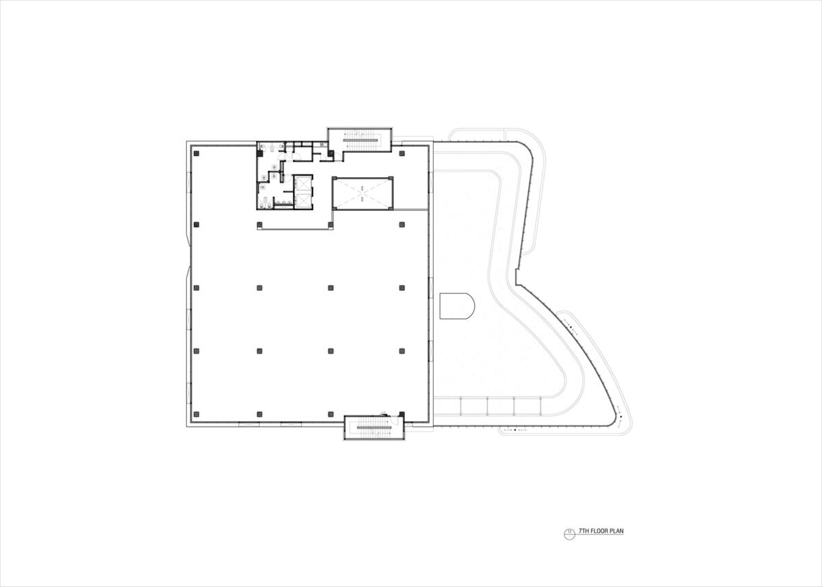 九转回环、流畅现代的车展大厅及办公楼设计