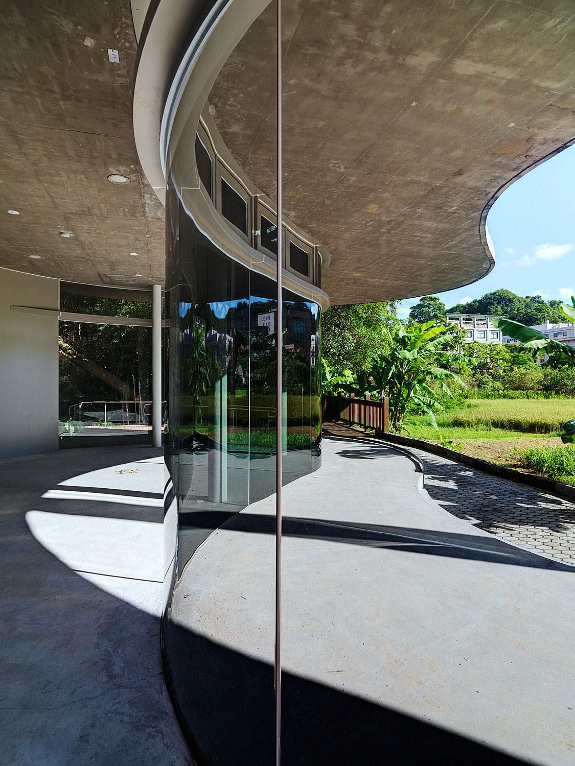模糊建筑与自然的边界-台北生态时代展览馆