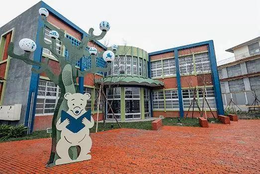 幾米变身建筑师再度温暖人心，为家乡打造童话般的幸福转运站