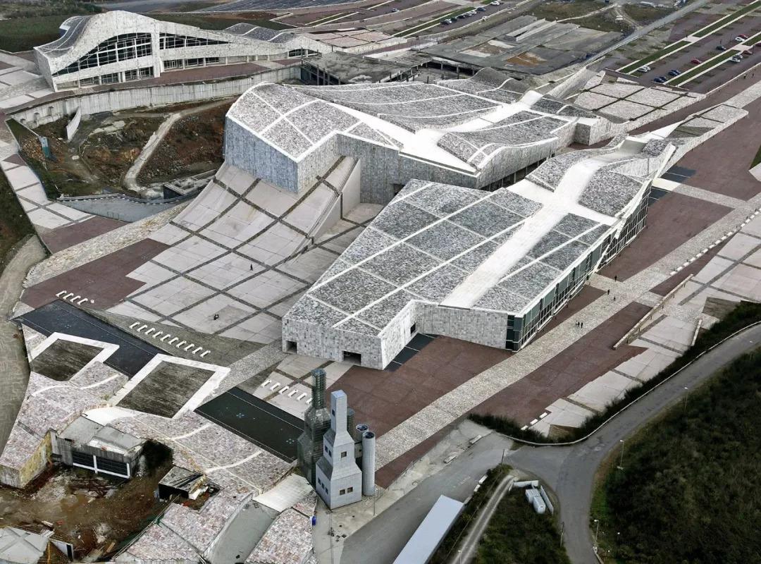 这群西班牙建筑师，想要找你们去他们国家建点东西