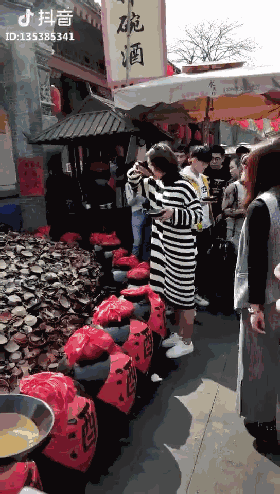 抖音上的新一线城市西安，3000年历史敌不过一夜网红？