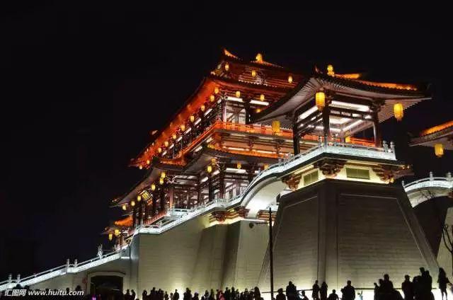 抖音上的新一线城市西安，3000年历史敌不过一夜网红？