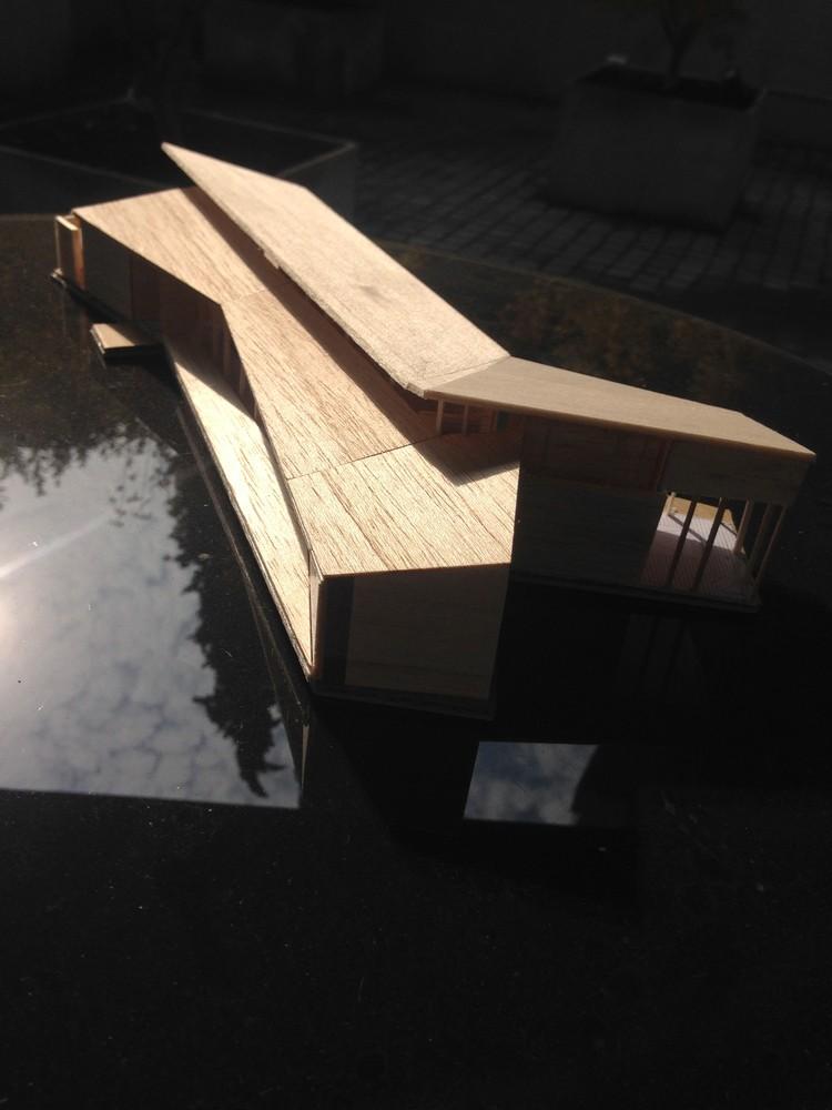 造型独特，视野极佳的Y型住宅