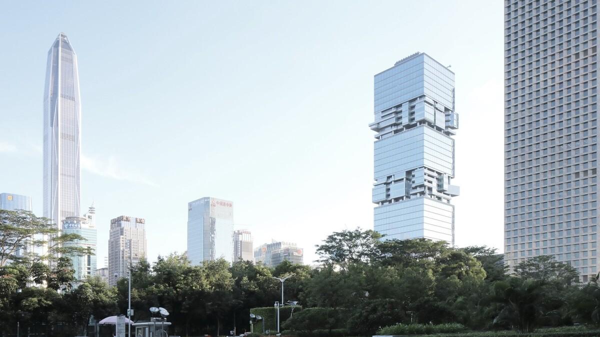 普利兹克奖得主汉斯·霍莱因（Hans Hollein）设计的超高层写字楼 — 深圳南方博时基金大厦
