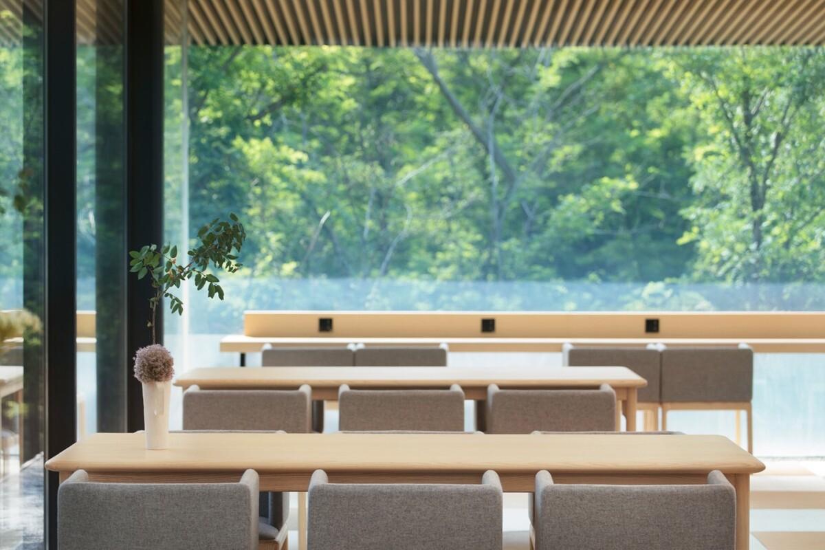 掩隐于槐树林海，融入进东方意境 — 秦皇岛槐树林餐饮会所