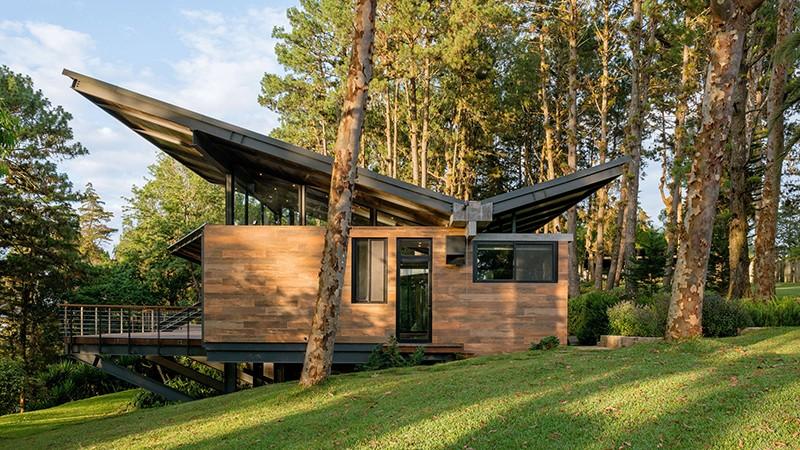 la-cabanita-paz-arquitectura-architecture-house-gautemala_dezeen_2364_hero2.jpg