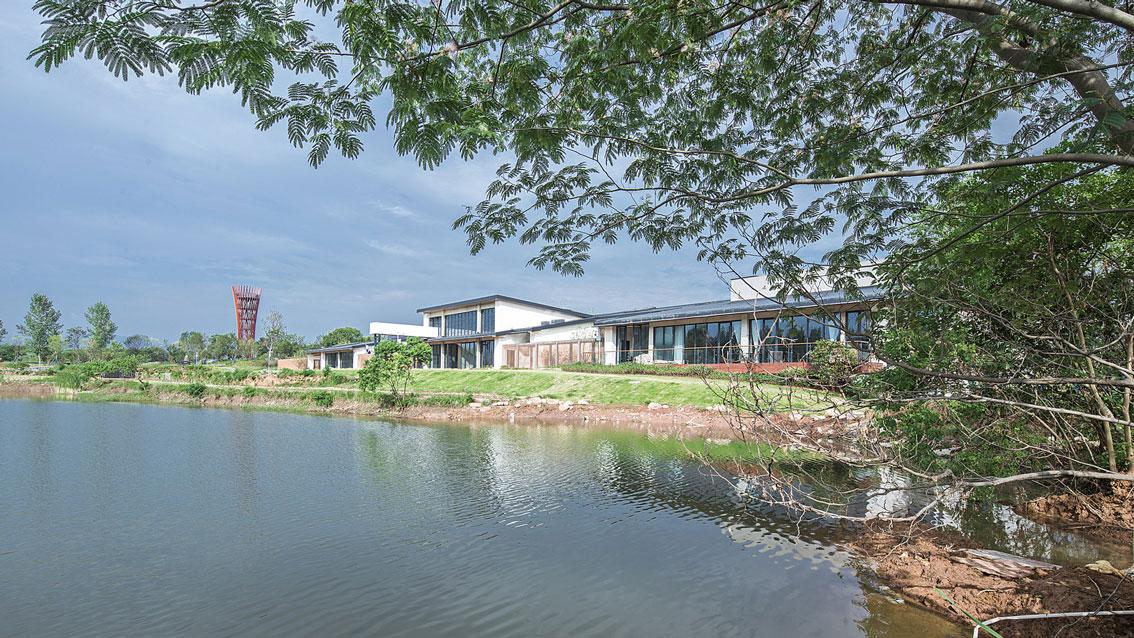 地形学故事：水平与向上 — 湖北 / 庭瑞小镇斗山驿文化会客厅