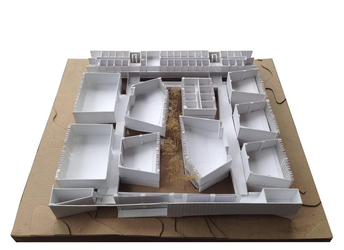 11个独立的建筑创造出一系列非正式的学习空间——皮乌拉大学教学楼