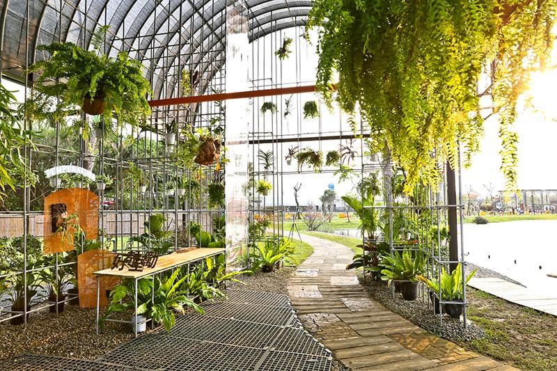 P11_Fern_Living_Room.jpg