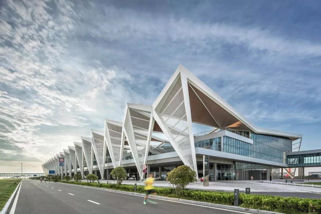 那些像折纸一样折出来的建筑