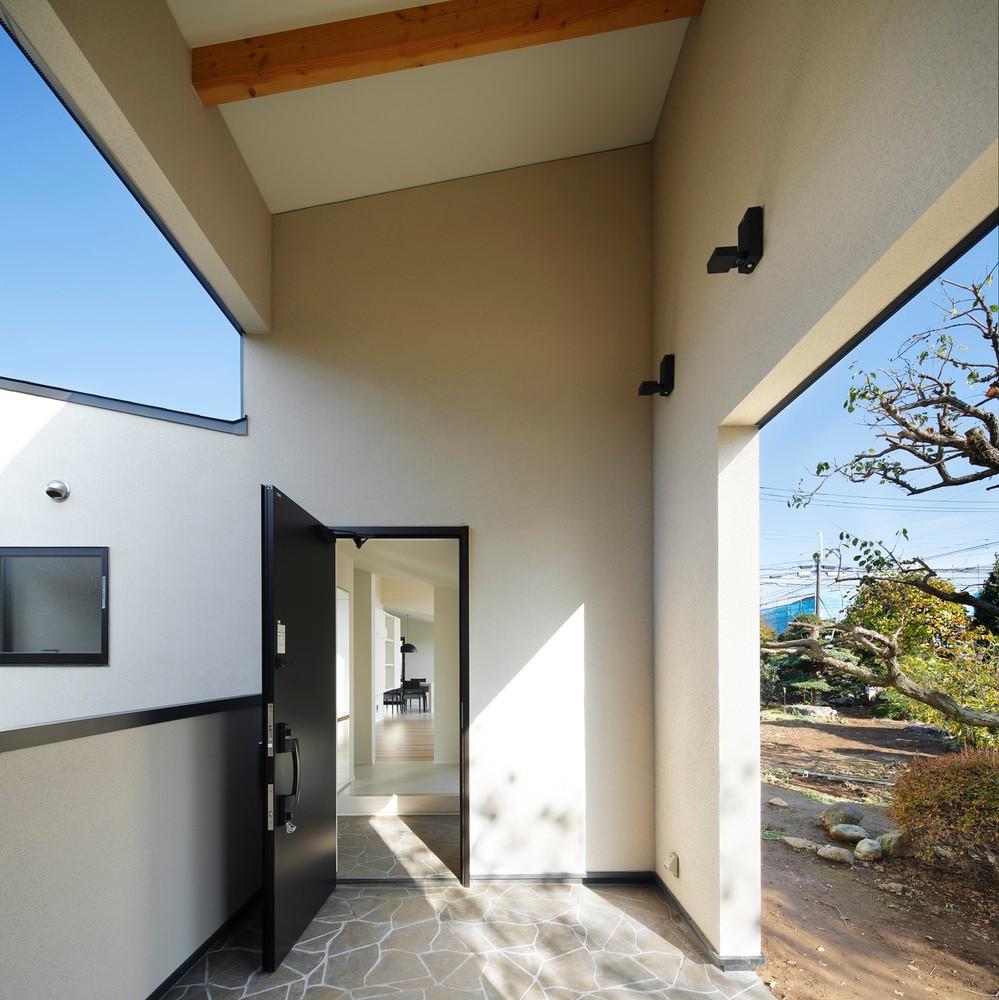 按照“1+2+1+2+1”来排布建筑体量 —— 日本，跳房子住宅