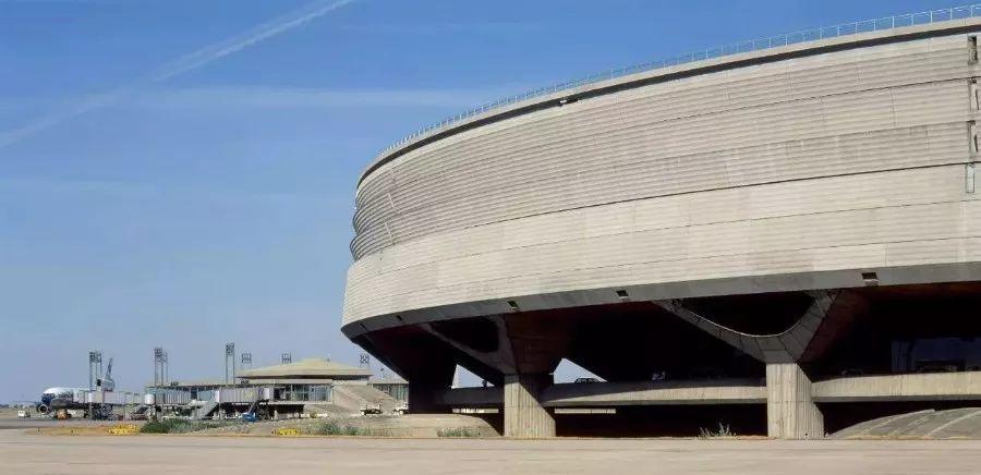 纸短情长，建筑师永远二十岁 | 致保罗·安德鲁