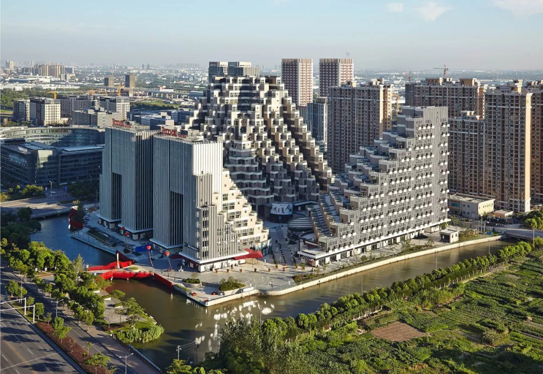 苏州“金字塔住房”在国外火了！这个中国人设计了日本迪士尼，又在国内造奇迹！