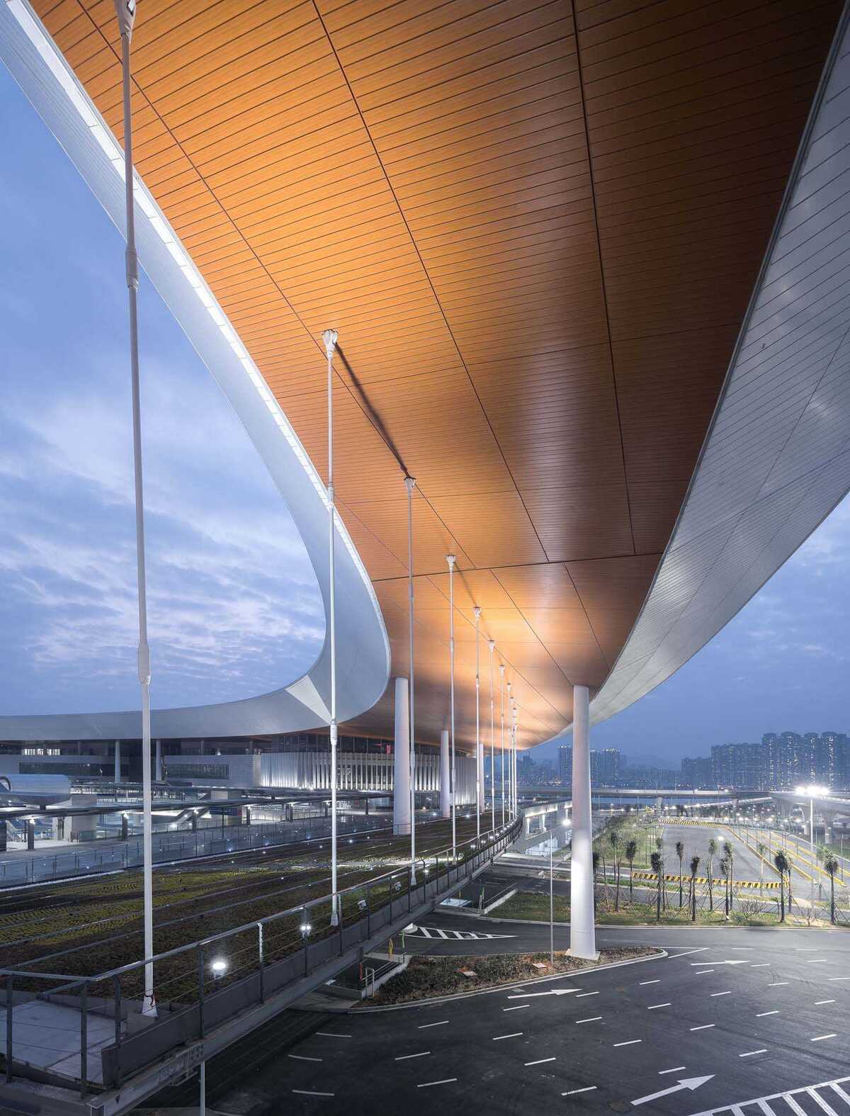 港珠澳大桥人工岛口岸工程 / 华建集团华东建筑设计研究总院