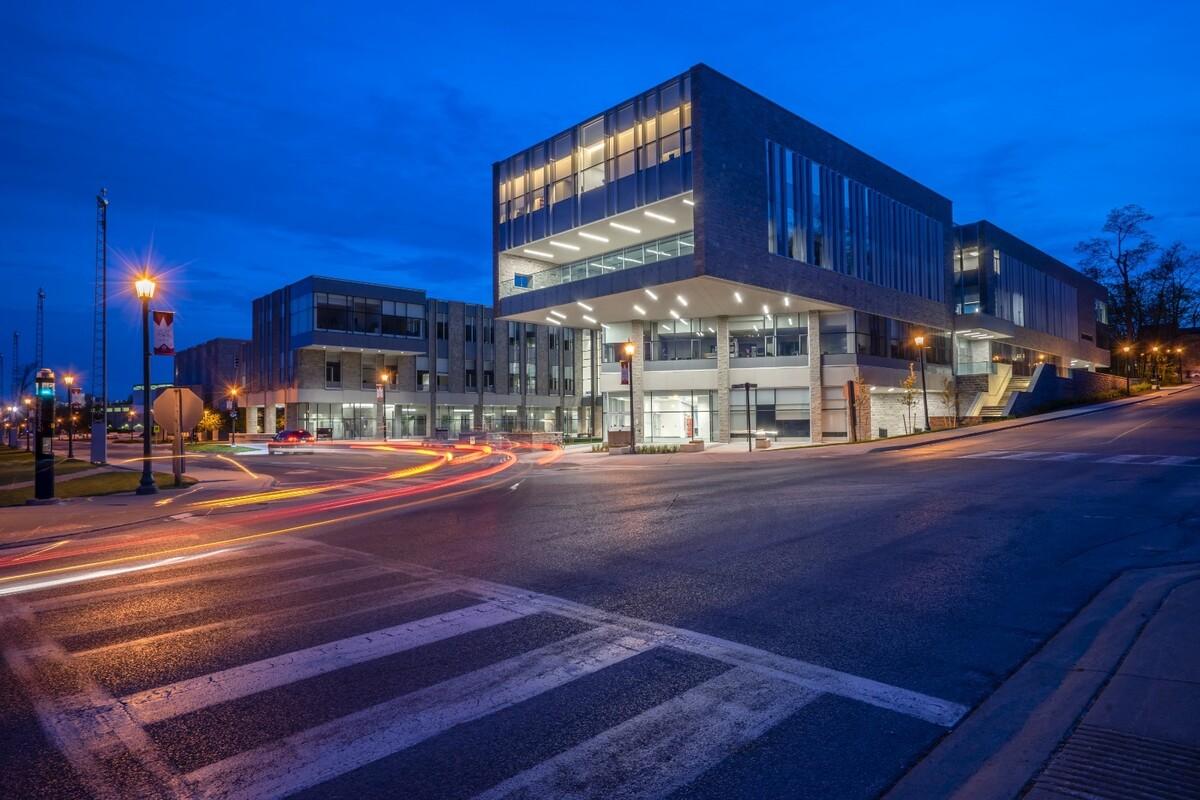 8_aTRR_-_FIMS_and_Nursing_Building_(2).jpg