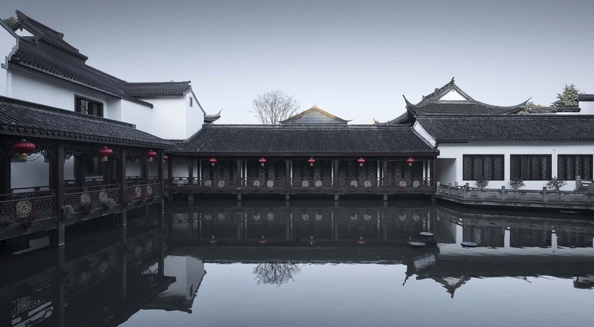 白墙黒瓦，古典重现！绍兴饭店改扩建提升工程 / 浙江大学建筑设计研究院 