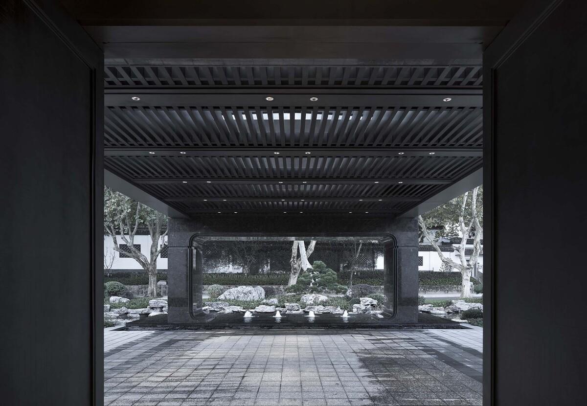 白墙黒瓦，古典重现！绍兴饭店改扩建提升工程 / 浙江大学建筑设计研究院 