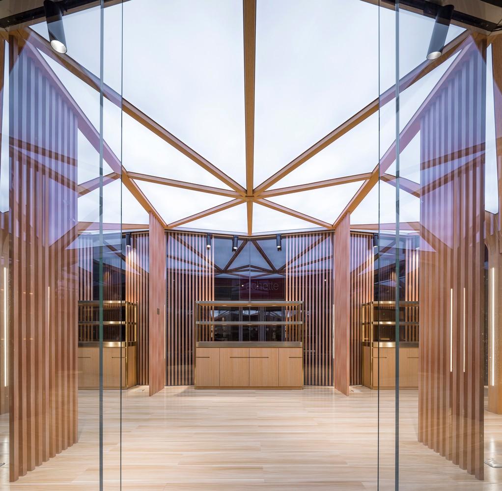 张开胳臂，伞骨下营造澄明空间：承启造物非遗快闪店 / UUA建筑师事务所