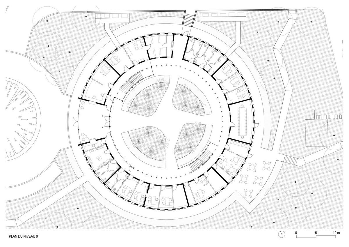 带有热带建筑记忆的法国驻海地大使馆 / Explorations Architecture 