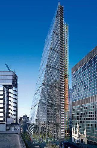外号，号外： 一个建筑的名字会起错，但外号绝不会错
