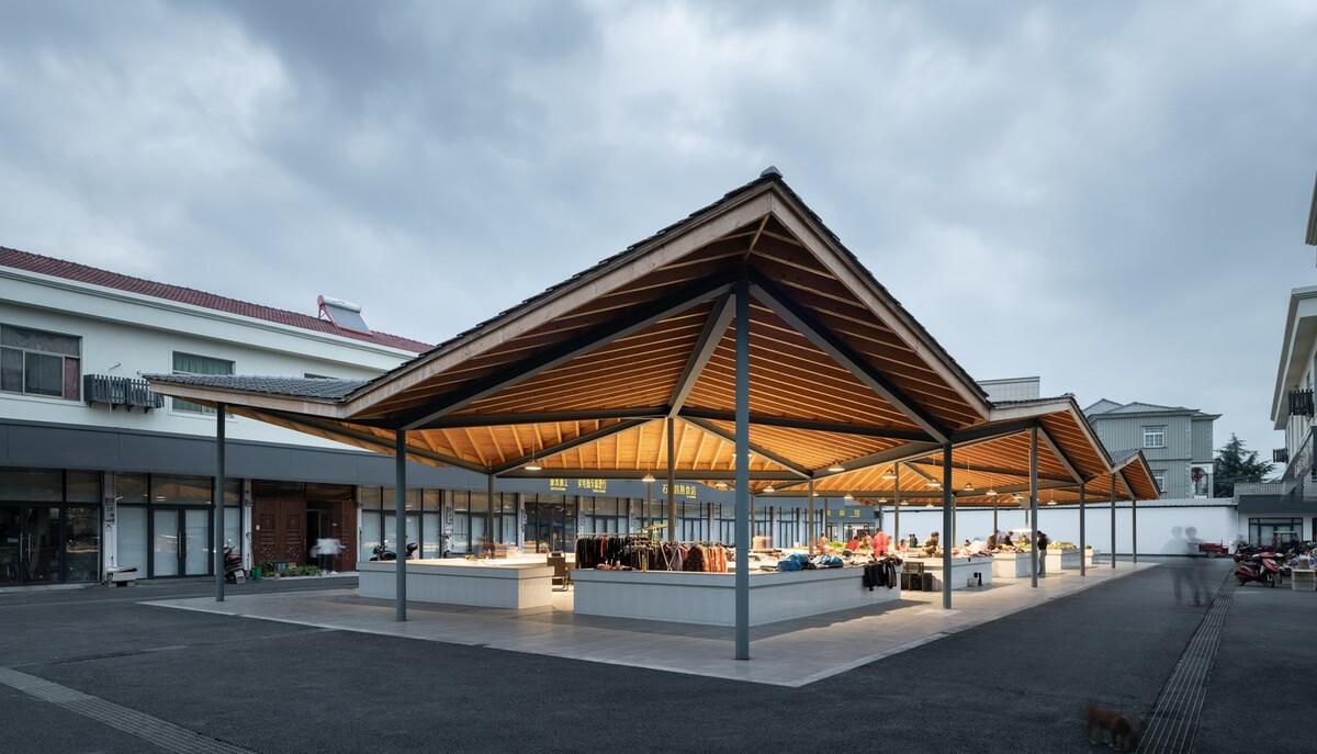 侠父村农贸市场 / 本构建筑事务所